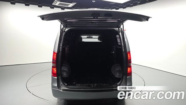 Hyundai Starex 2021 — photo 20