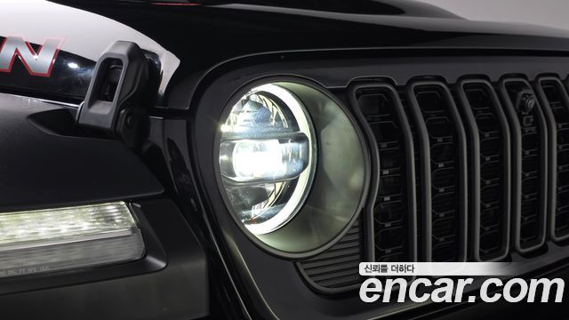 Jeep Wrangler 2024 — photo 8