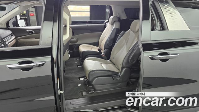 Kia Canival 2025 — photo 11