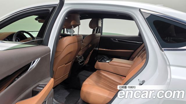 Genesis G80 2024 — photo 17