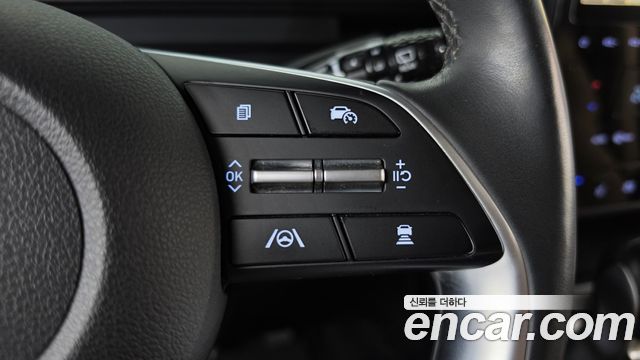 Hyundai Staria 2025 — photo 23
