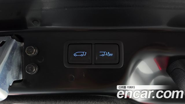 Hyundai Staria 2025 — photo 24