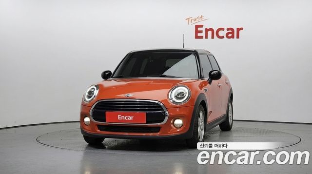 Mini Cooper 2019 — photo 3