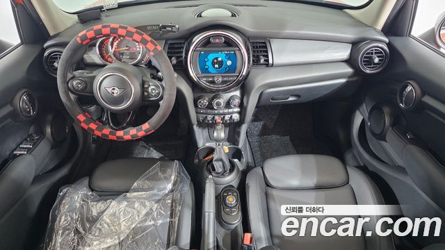 Mini Cooper 2019 — photo 7