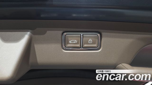 Kia EV9 2024 — photo 28