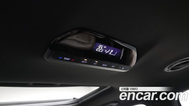 Kia EV9 2024 — photo 31