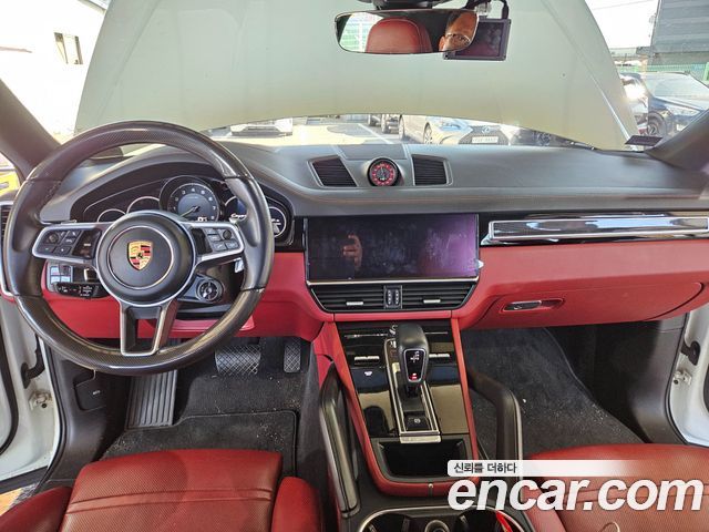 Porsche Cayenne 2020 — photo 5