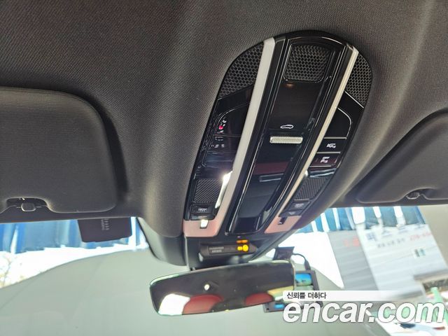 Porsche Cayenne 2020 — photo 11