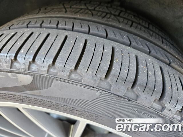 Porsche Cayenne 2020 — photo 14