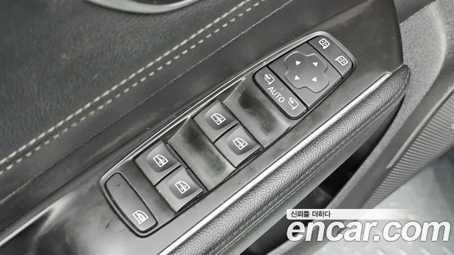 Renault Korea SM6 2019 — photo 25