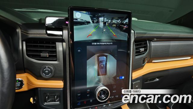 Ford Expedition 2022 — photo 21