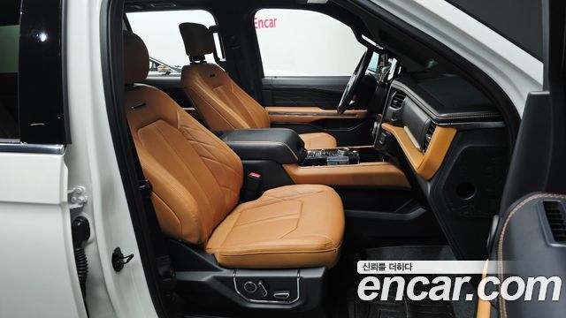 Ford Expedition 2022 — photo 16
