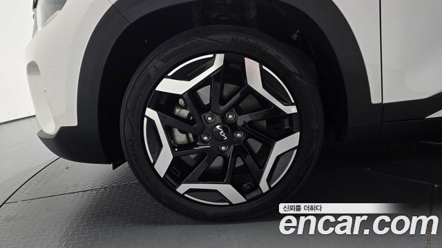Kia Seltos 2023 — photo 5
