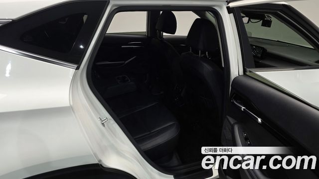 Kia Seltos 2023 — photo 18