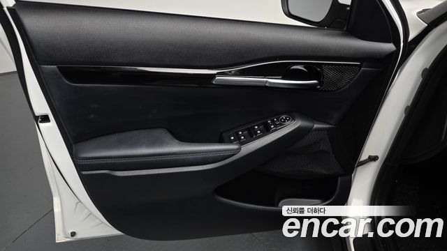 Kia Seltos 2023 — photo 14