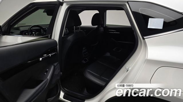 Kia Seltos 2023 — photo 16