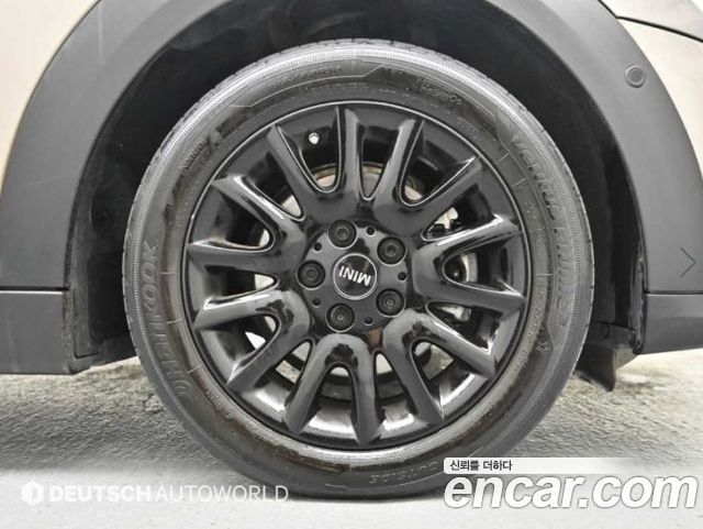 Mini Cooper 2024 — photo 5