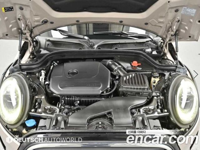Mini Cooper 2024 — photo 6