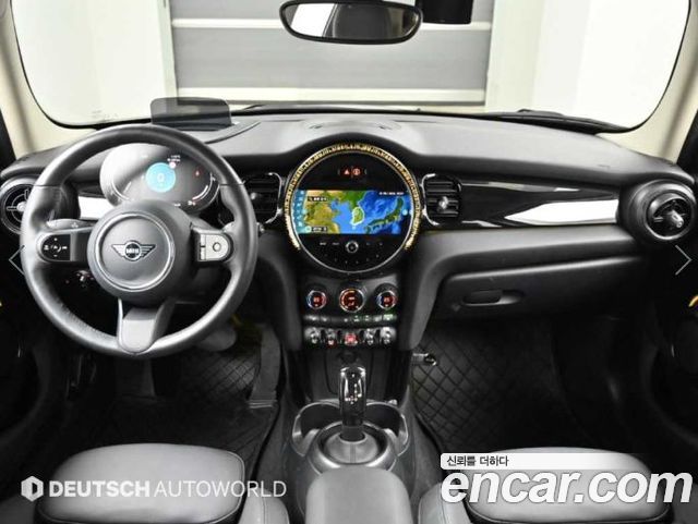 Mini Cooper 2024 — photo 7