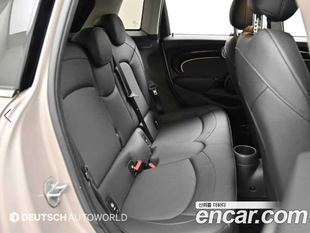 Mini Cooper 2024 — photo 12