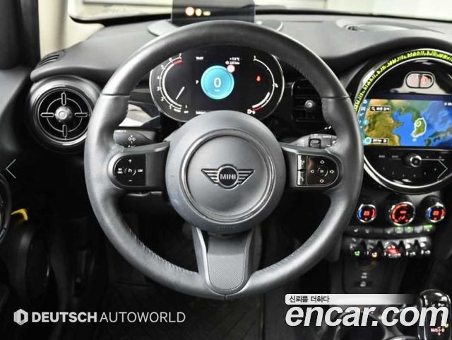 Mini Cooper 2024 — photo 13
