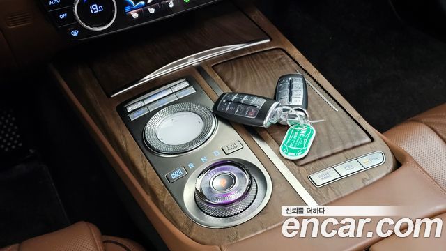Genesis G80 2022 — photo 12