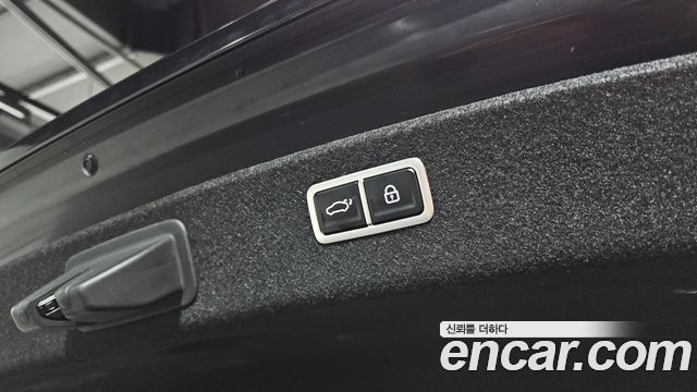 Genesis G80 2022 — photo 26