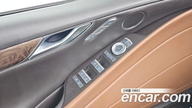 Genesis G80 2022 — photo 30