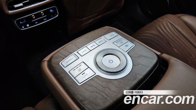 Genesis G80 2022 — photo 33