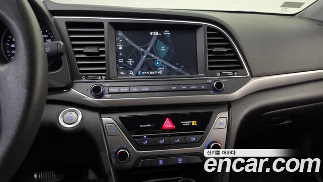 Hyundai AVANTE 2018 — photo 20