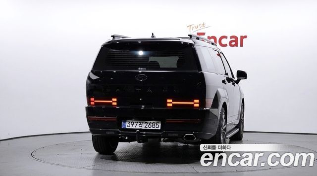 Hyundai Santafe 2025 — photo 3
