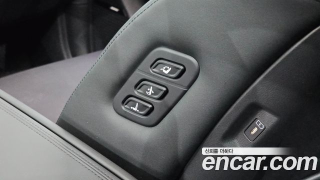 Hyundai Santafe 2025 — photo 27