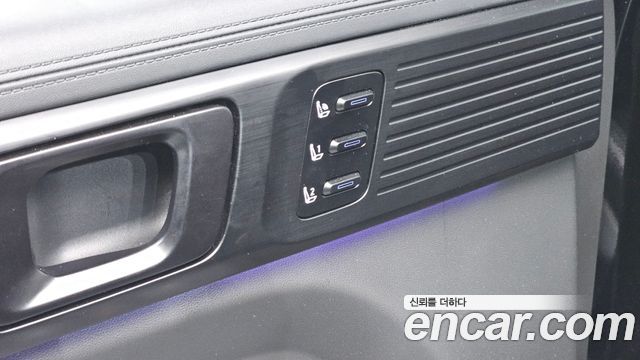 Hyundai Santafe 2025 — photo 33
