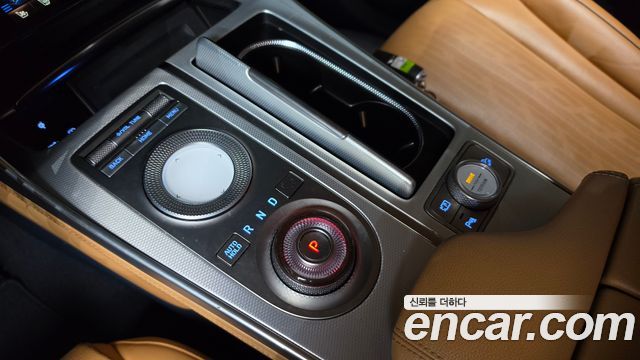 Genesis GV80 2020 — photo 9
