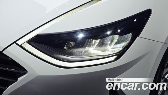 Hyundai Sonata 2023 — photo 8