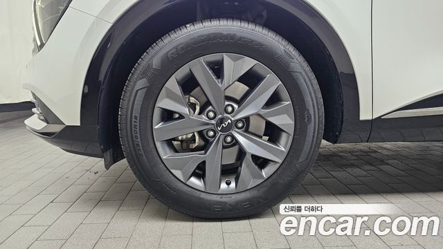 Kia Sportage 2023 — photo 5