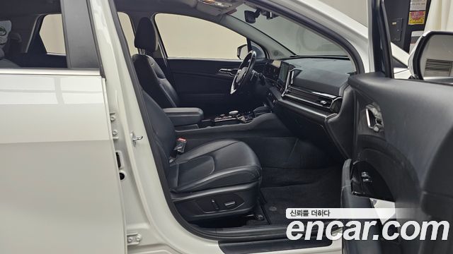 Kia Sportage 2023 — photo 16