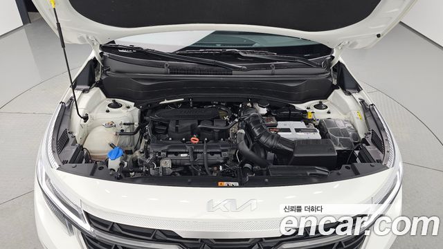 Kia Seltos 2023 — photo 6