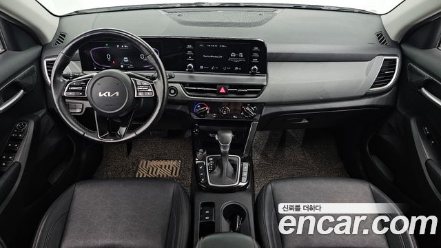 Kia Seltos 2023 — photo 10