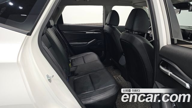 Kia Seltos 2023 — photo 18