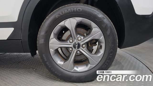 Kia Seltos 2023 — photo 7