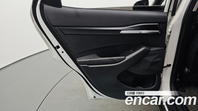 Kia Seltos 2023 — photo 15