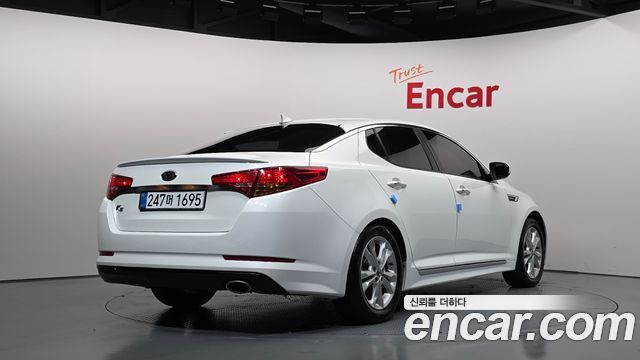 Kia K5 2012 — photo 2