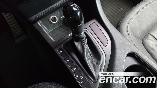 Kia K5 2012 — photo 9