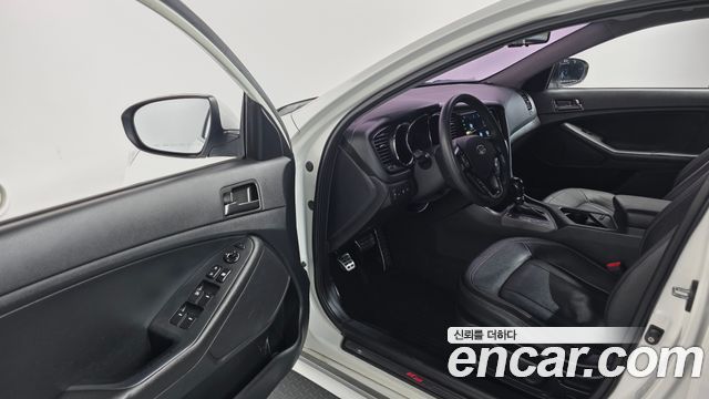Kia K5 2012 — photo 10