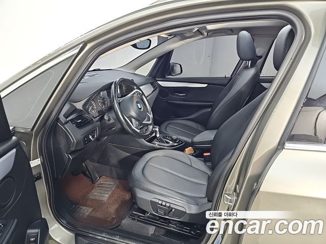BMW 2-Series 2016 — photo 11