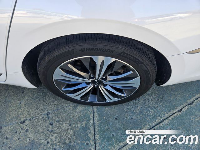 Kia K8 2022 — photo 20