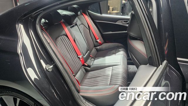 Genesis G70 2023 — photo 11