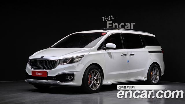 Kia Canival 2016 — photo 1
