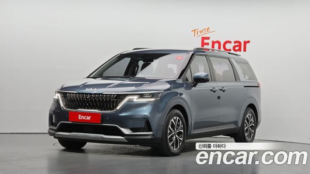 Kia Canival 2022 — photo 1